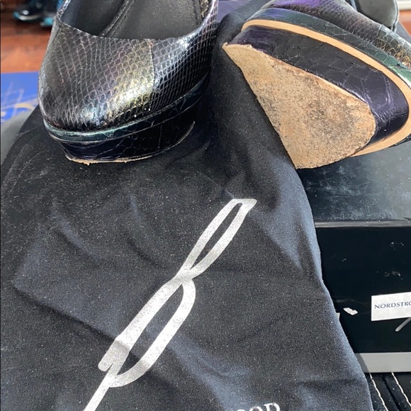 B Brian Atwood Ferguson Iridescent Snakeskin Pump - Picture 5 of 5